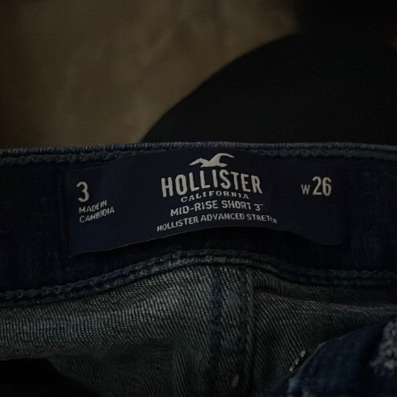 Hollister woman’s Jean shorts size 3 W26 - Picture 2 of 4
